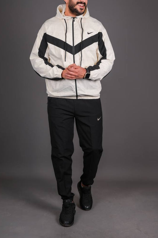 Windrunner Tracksuit Sail Black